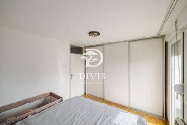 Slika 3 - Bulevar Arsenija Čarnojevića, Četvoroiposoban stan na prodaju, 121m2, 429.550€